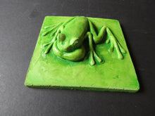 Load image into Gallery viewer, Spring Peeper Frog Cement Hand Cast Decorator Tile
